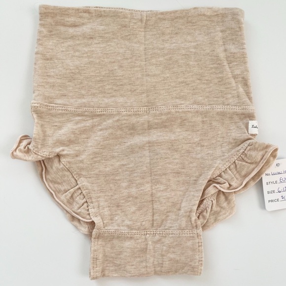 Loulou Lollipop Beige Ruffle Bummies - Picture 1 of 1